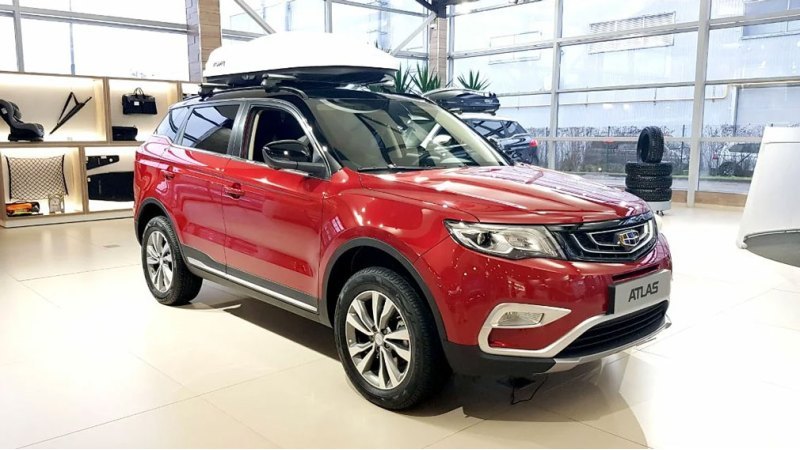 На четвертой строчке находится Geely Atlas,…