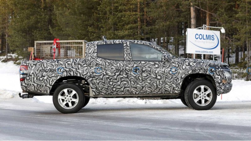 Шпионских снимков нового пикапа от Mitsubishi…