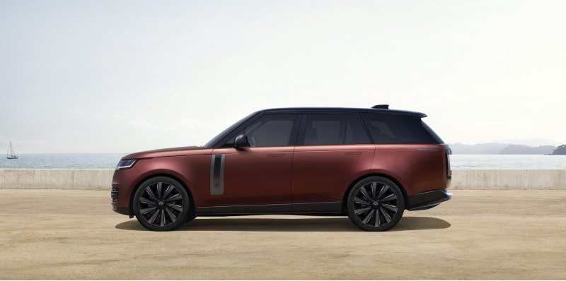 А еще новый Range Rover — один из немногих PHEV с…