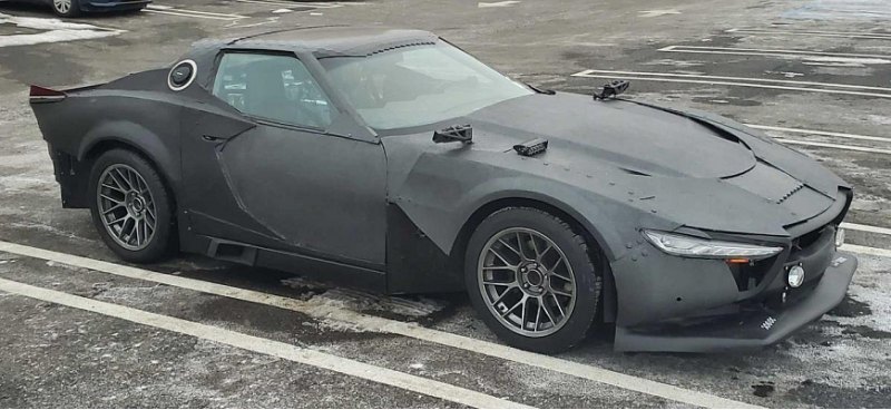 Создатели этого необычного Chevy Corvette C4 были…