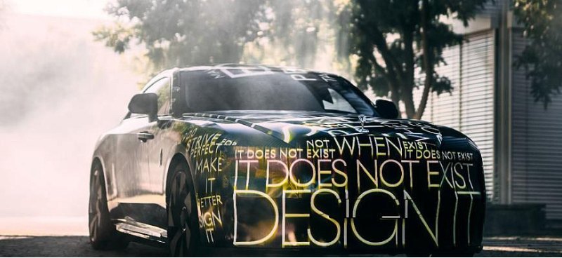 Люксовый бренд Rolls-Royce полностью перейдет на…