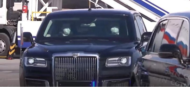 Лимузин Aurus Senat и минивэн Aurus Arsenal…