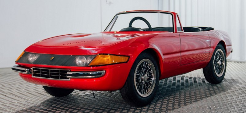 На аукцион выставили детский Mini Ferrari Daytona…