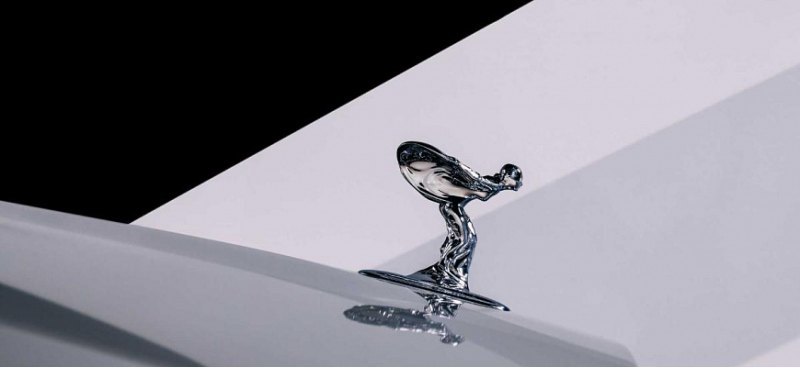 Компания Rolls-Royce обновил статуэтку «Дух…