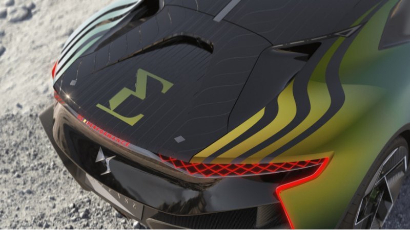 Производительность DS E-Tense сохраняет силуэт…