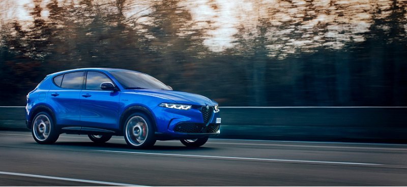 Компания Alfa Romeo официально представила…