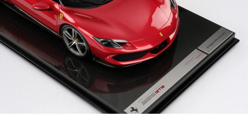 Игрушечная модель Ferrari 296 GTB от Amalgam…