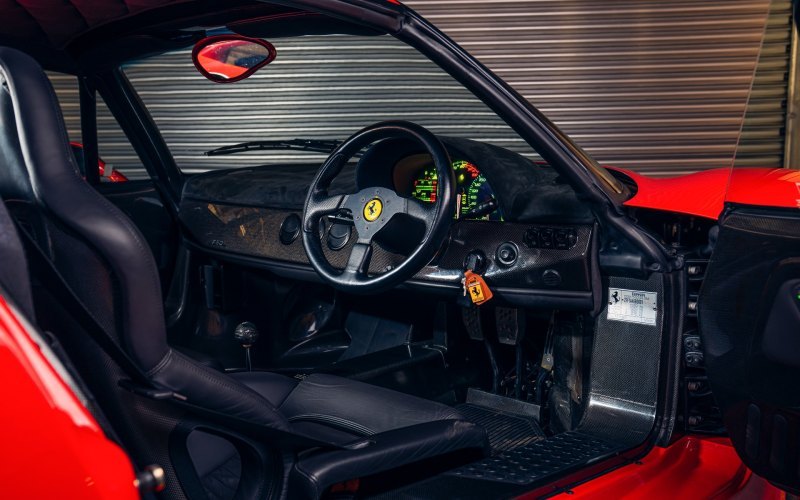 Безнаддувный двигатель V12 Ferrari F50 развивает…