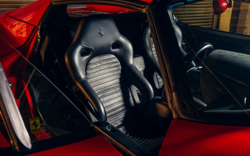 Безнаддувный двигатель V12 Ferrari F50 развивает…