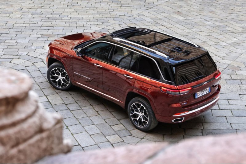 Jeep Grand Cherokee 4xe Exclusive Launch Edition…