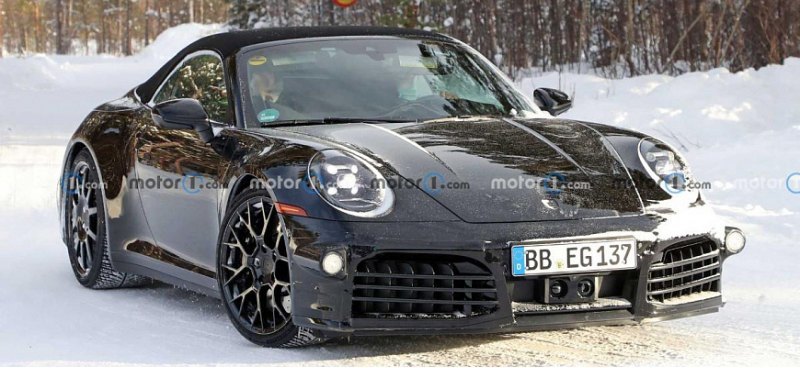 Компания Porsche приступила к тестам обновленной…