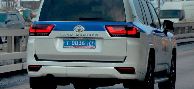 Обновленный внедорожник Toyota Land Cruiser 300…