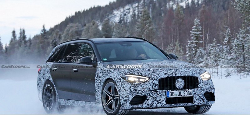 Седан и универсал Mercedes-AMG C63 2023 года…
