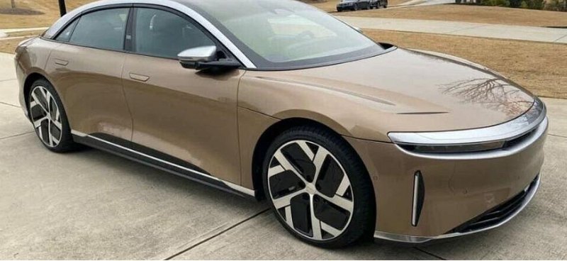 Самый дальнобойный в мире электрокар Lucid Air…