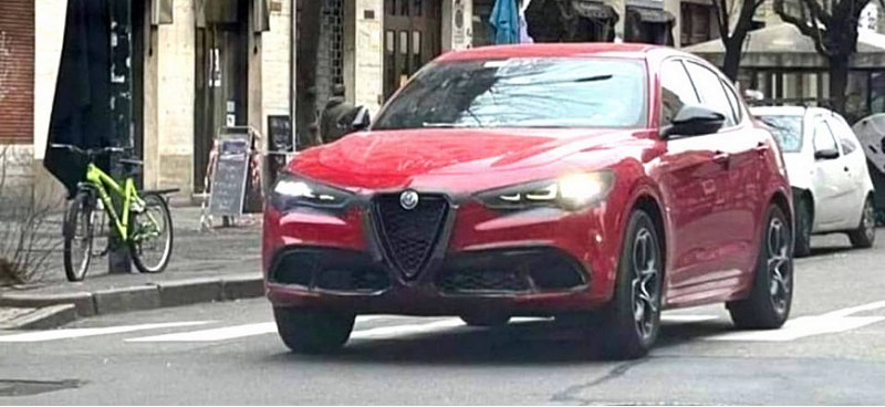 Обновленный Alfa Romeo Stelvio 2023 года заметили…