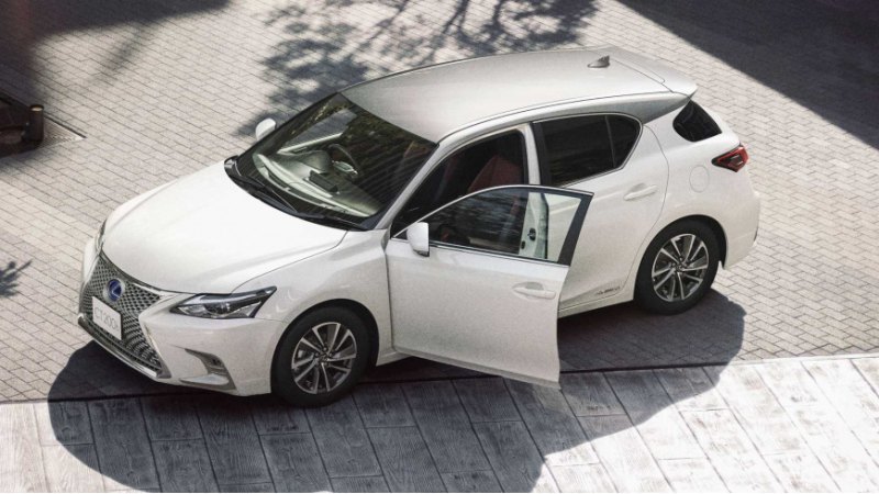 Lexus CT200h дебютировал на автосалоне в Женеве в…