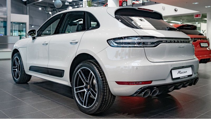 Вторым по популярности становится Macan - 1 431…