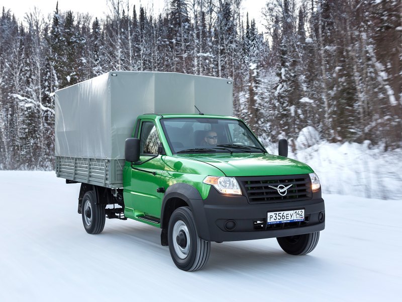 Следом расположились две модели компании UAZ,…
