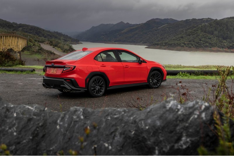 WRX 2022 года стоит от 29 105 долларов и…