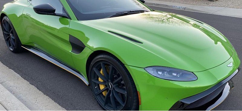Спорткар Aston Martin V12 Vantage будет…
