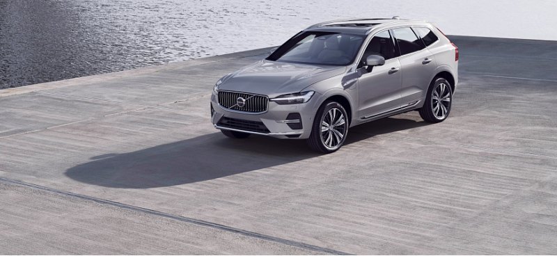 Компания Volvo обновляет подключаемые гибриды с…