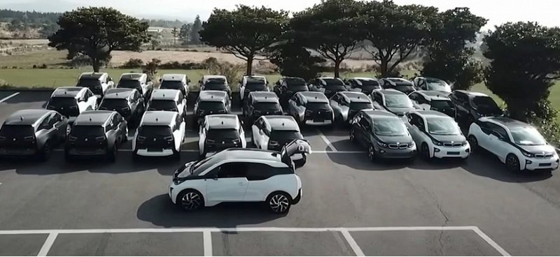 Более сотни электрических автомобилей BMW i3…
