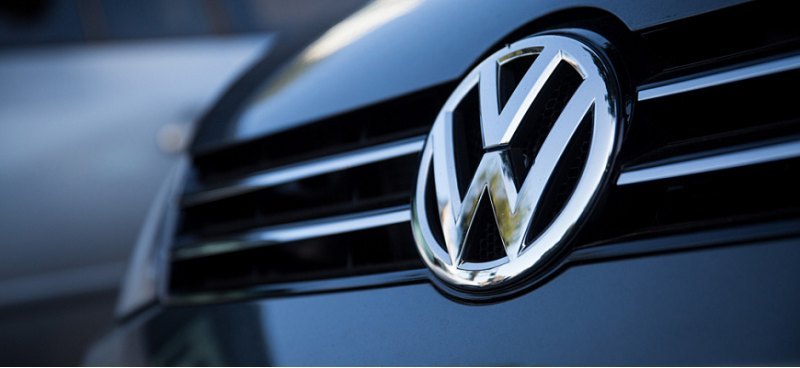 Автоконцерн Volkswagen выявил мошенников по…
