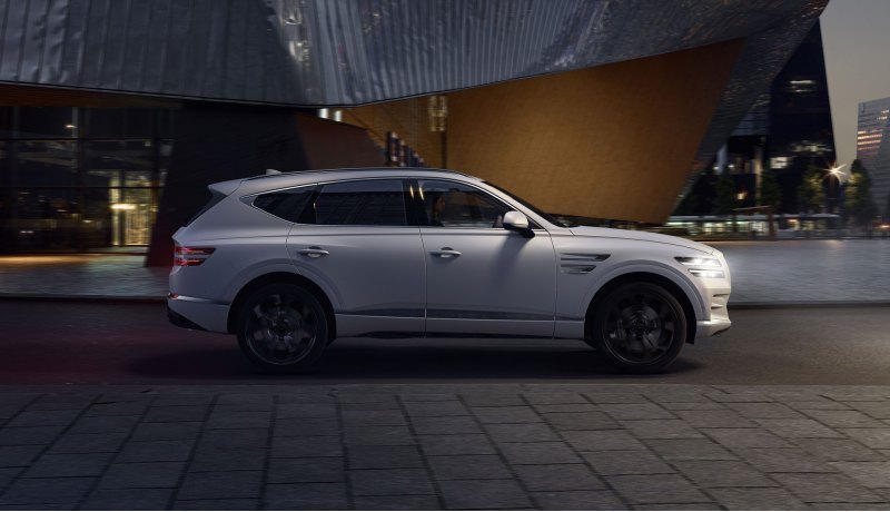При отделке салона использовалась кожа Nappa, а…