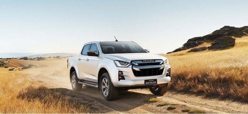 Пикап Isuzu D-Max подорожал в России в 1,5 раза