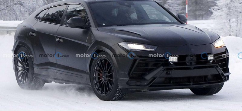 Компания Lamborghini тестирует обновленную версию…