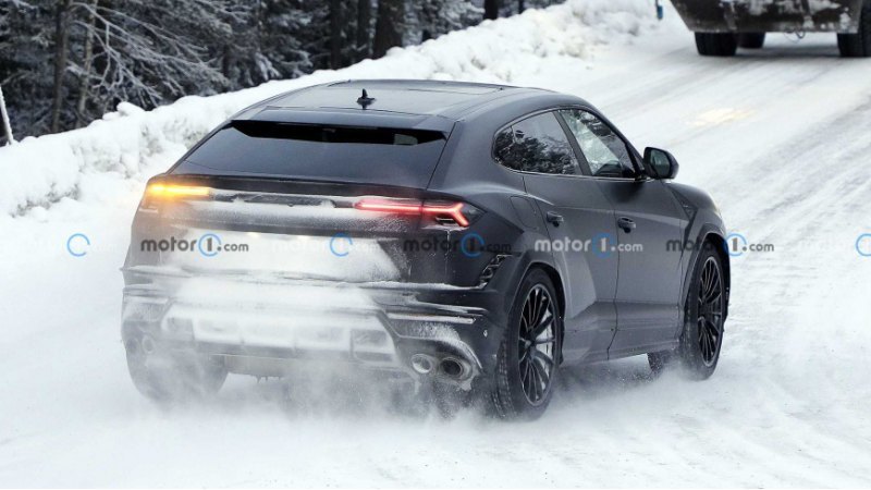 Босс Lamborghini Стефан Винкельманн рассказал о…
