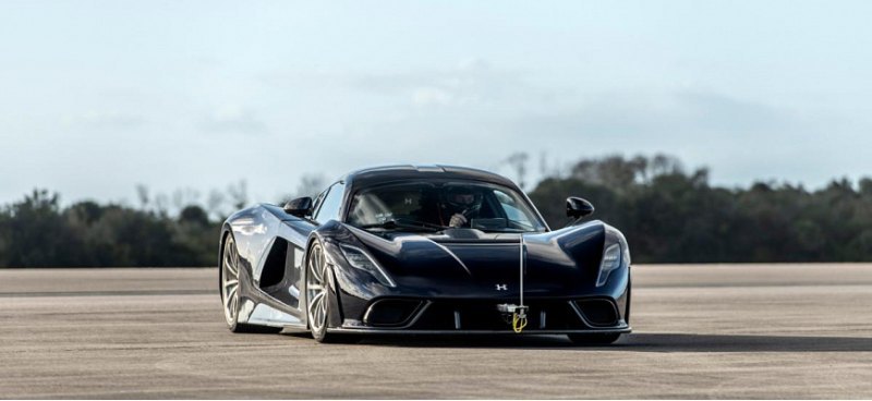Гиперкар Hennessey Venom F5 разогнали до 437 км/ч…