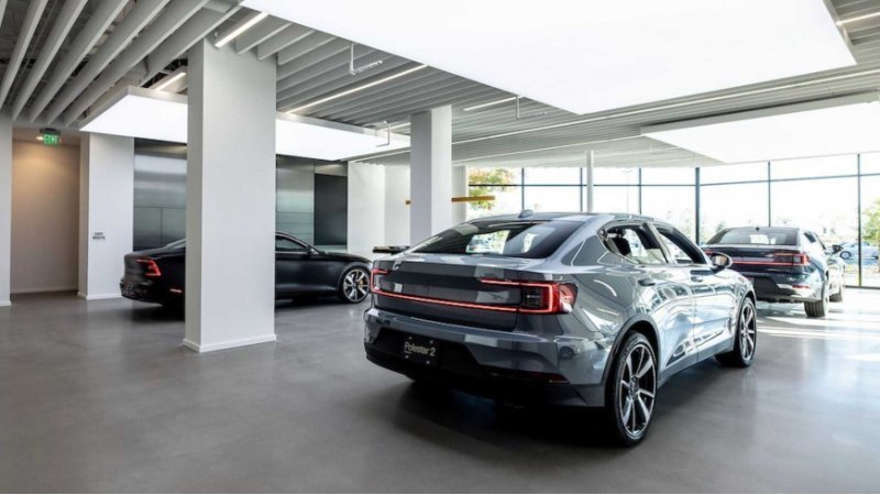 Polestar предлагает все варианты автомобиля с…