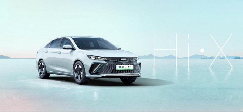 Компания Geely представила гибридный седан…