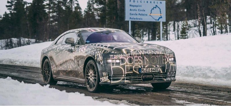 Первый электрический Rolls-Royce получит четыре…