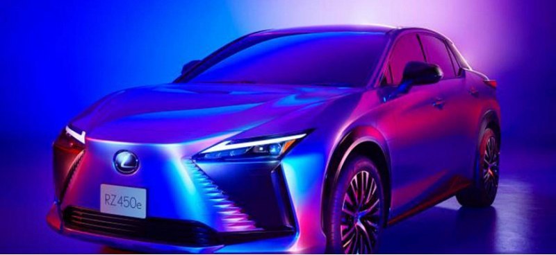 Компания Lexus презентует электрический кроссовер…