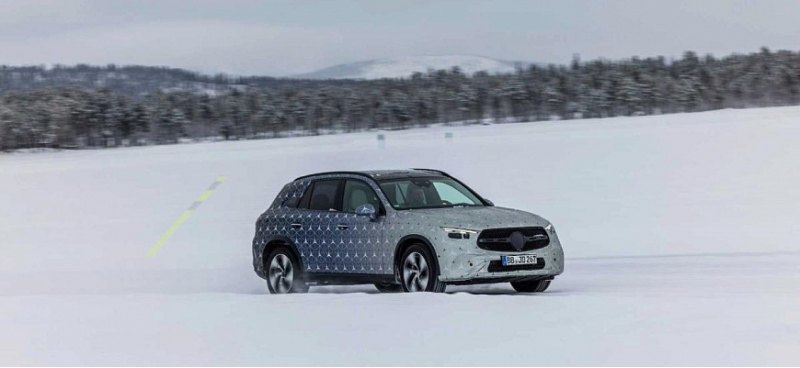 Компания Mercedes-Benz представит кроссовер GLC…