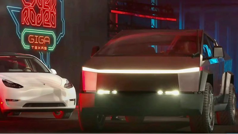 По словам Илона Маска, на конвейер Cybertruck…