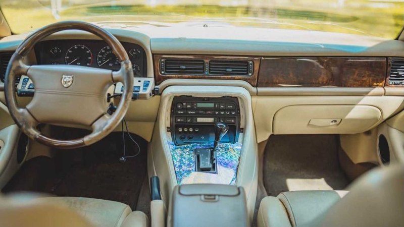 Это первый Jaguar с наддувом прямо с завода. В…