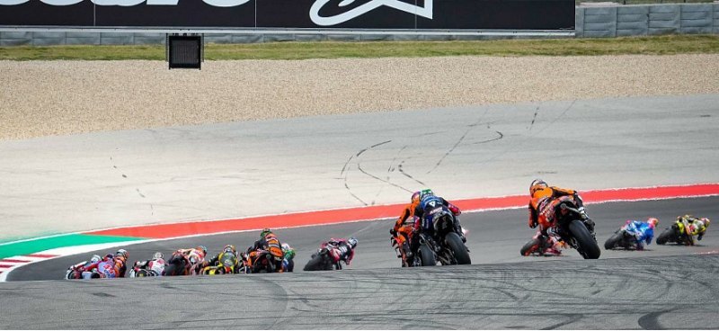 Энеа Бастьянини выиграл Гран-при США в MotoGP,…