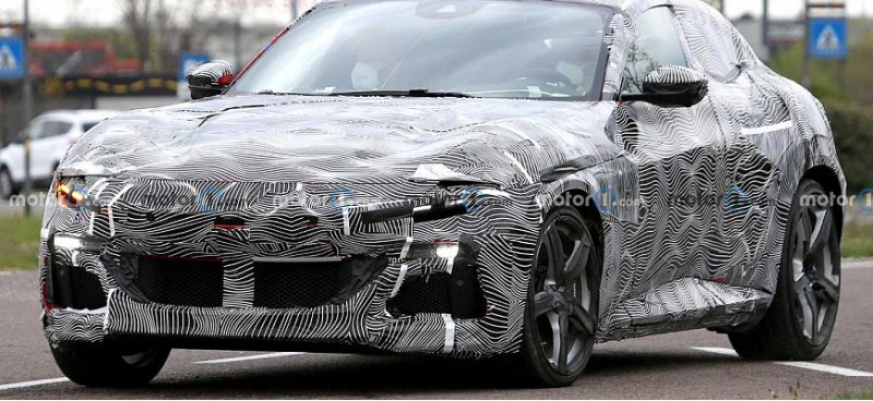 Компания Ferrari вывела на тесты прототип…