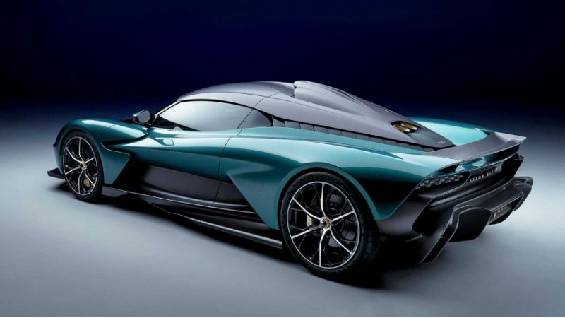 Первый автомобилем Aston Martin без классического…