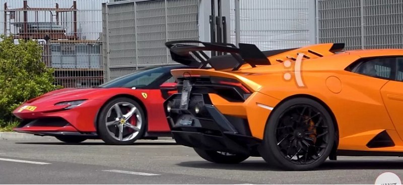 Очевидцы заметили новый Ferrari SF90 Stradale на…
