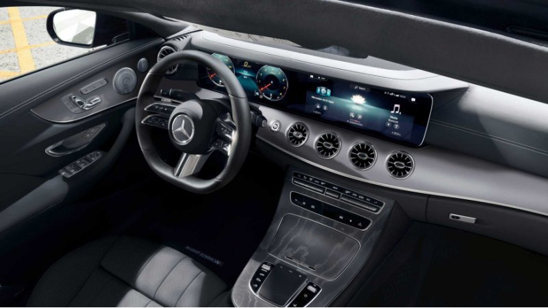 Mercedes уже принимает заказы на купе и кабриолет…