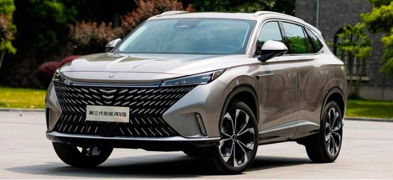 Новый кроссовер Roewe RX5 получил большой единый…