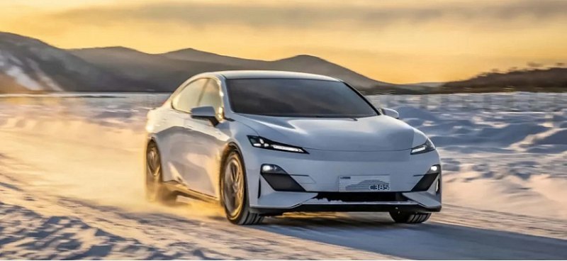 Новый лифтбек Changan C385 2022-2023 года показан…