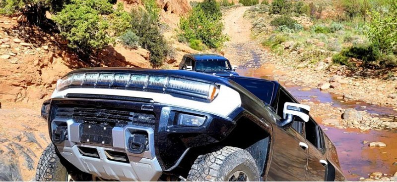 Прототипы внедорожника GMC Hummer EV 2024 года…