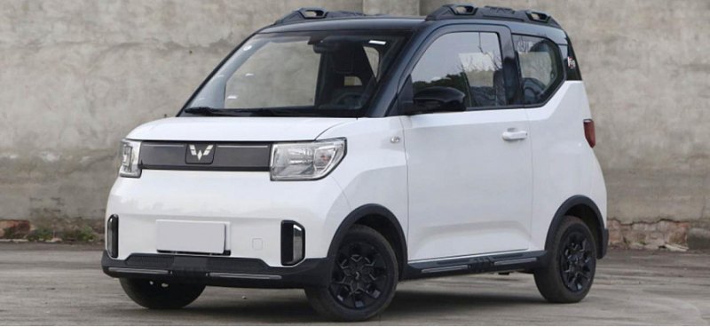 Миниатюрный электрокар Wuling Hongguang Mini EV…
