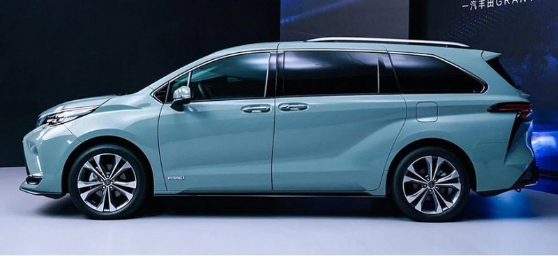 Компания Toyota представила новый минивэн Granvia…
