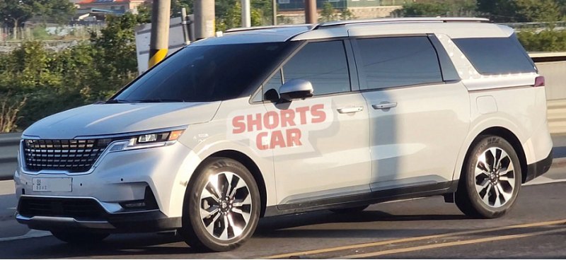 Минивэн Kia Carnival оснастят гибридной силовой…
